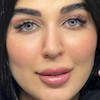 عکس از روبررو با فاصله نزدیک و نور طبیعی