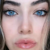 عکس لنز از روبرو با فاصله نزدیک
