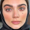 از رو به رو با فاصله نزدیک