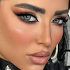 عکس از سه رخ با میکاپ و نور رینگ لایت