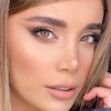 عکس از سه رخ با نور رینگ لایت