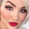 از رو به رو با فاصله نزدیک