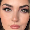 از رو به رو با نور طبیعی