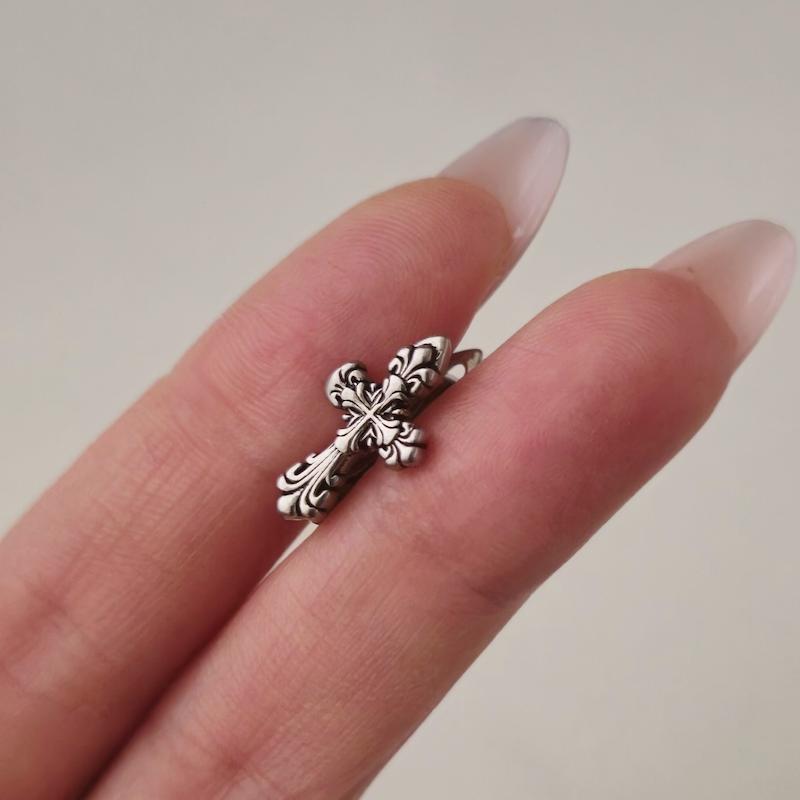 پیرسینگ کروم هارتز