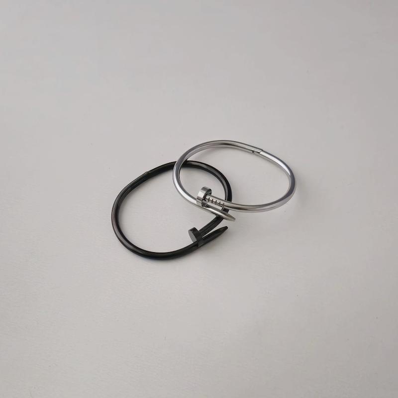 بنگل یونیسکس مدل میخی