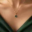 آویز ونکلیف سبز کوچک 
