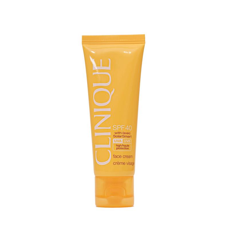 کرم ضد آفتاب فاقد چربی SPF40 بی رنگ کلینیک