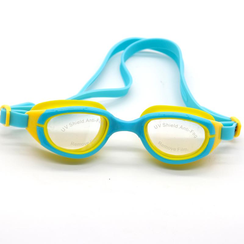 عینک شنا بچگانه برند speddo مدل 210