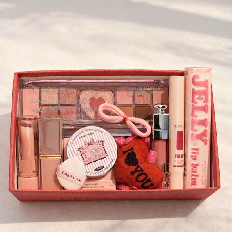 باکس ولنتاین اقتصادی/باکس هدیه تولد/ هدیه روز دختر کد دوازده