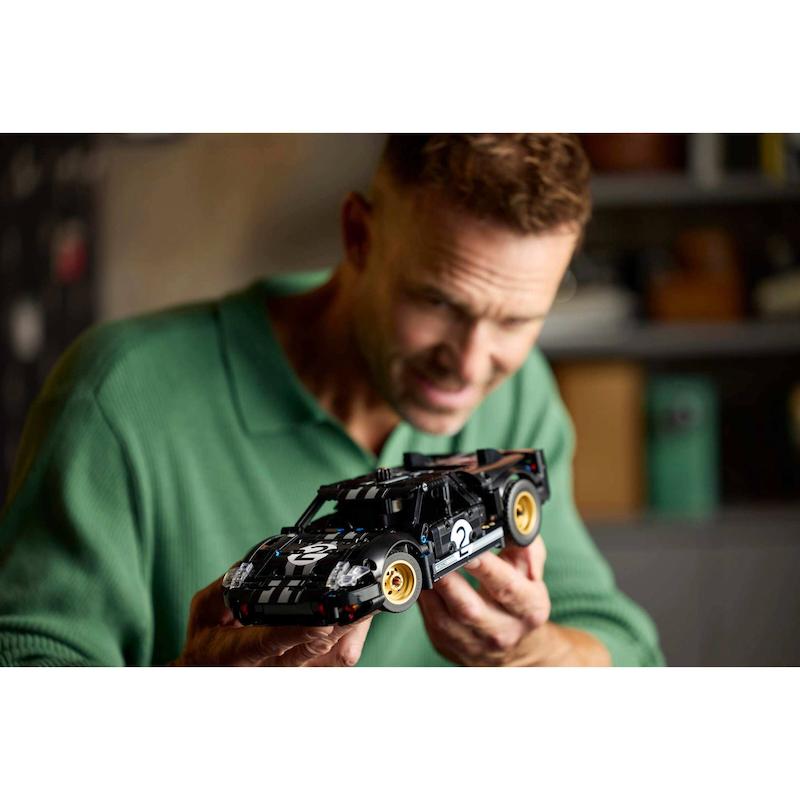ست لگو تکنیک فورد جی تی 40 مدل 1966 Lego Technic - 1966 Ford GT40 MKII Race Car (42223)