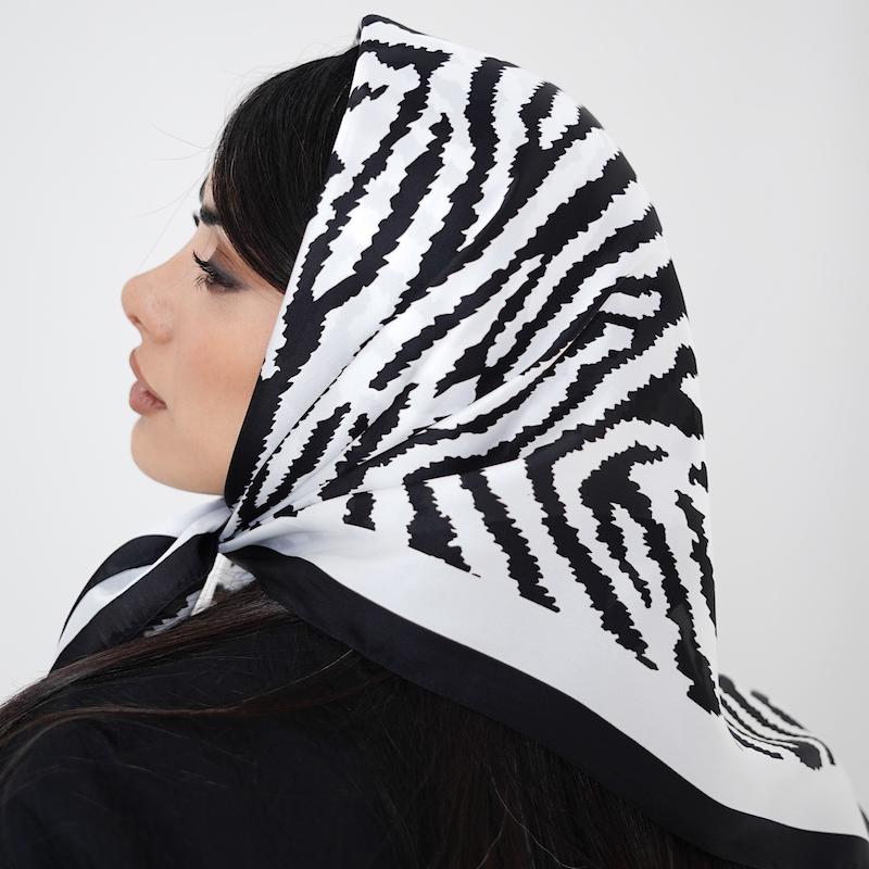 مینی اسکارف زبرا ۱۴۰۴۱۰۰۱۱۱