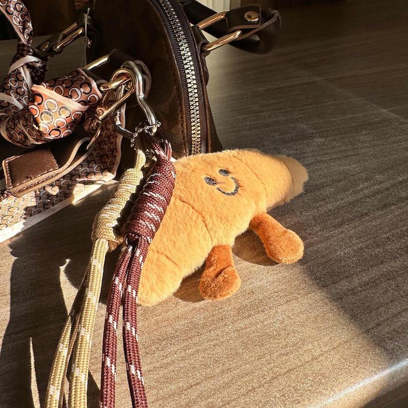 چارم بگ کروسان 4042026125