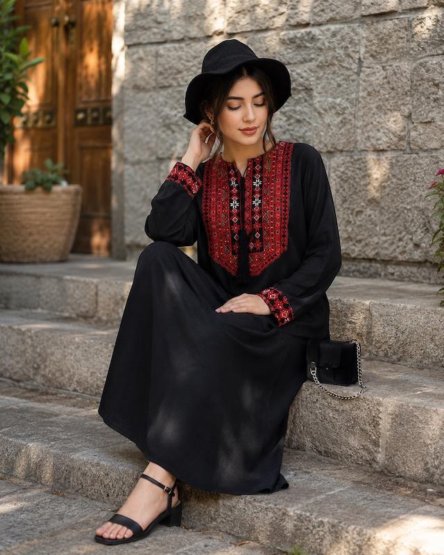 ساحلی یقه سنتی گلدوزی شده