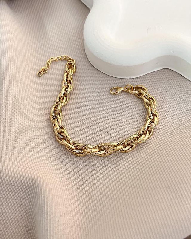 دستبند نوشین 
