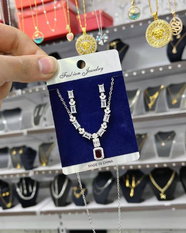 نیمست فرشته 