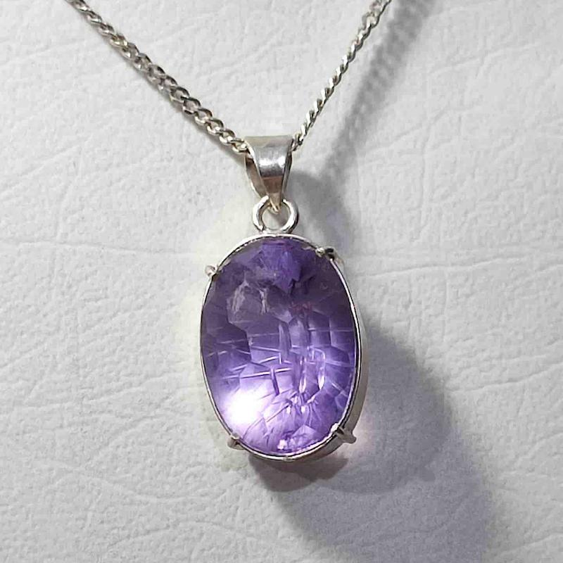 گردنبند نقره با سنگ آمیتیست تراش فوتبالی (بدون زنجیر)