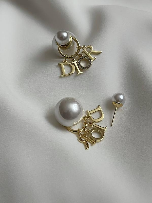 گوشوارهDior
