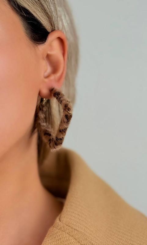 گوشواره پلنگی 