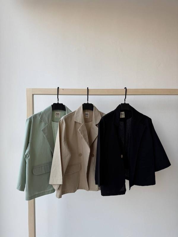 کت‌ کوتاه مجلسی