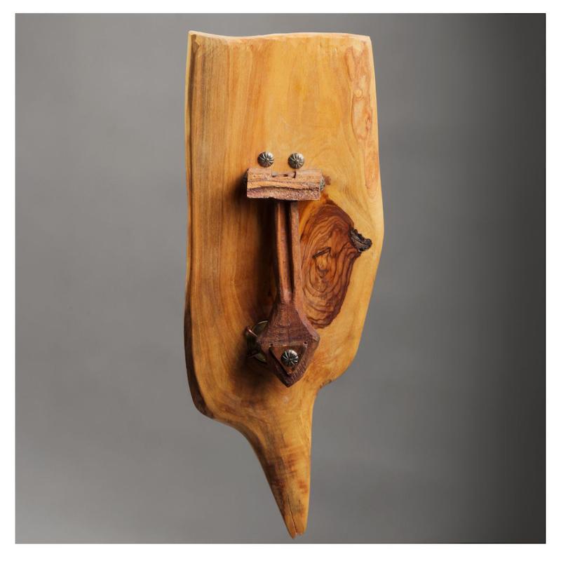  تابلو دکوراتیو الهام‌گرفته از درب‌کوبه‌های قدیمی – اثری منحصر به‌فرد از برند امرض