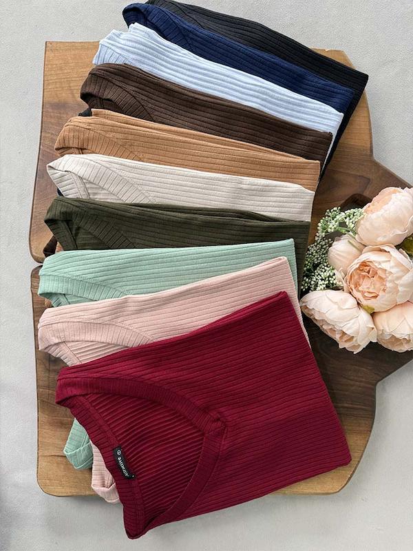 تیشرت یقه هفت کبریتی زنانه