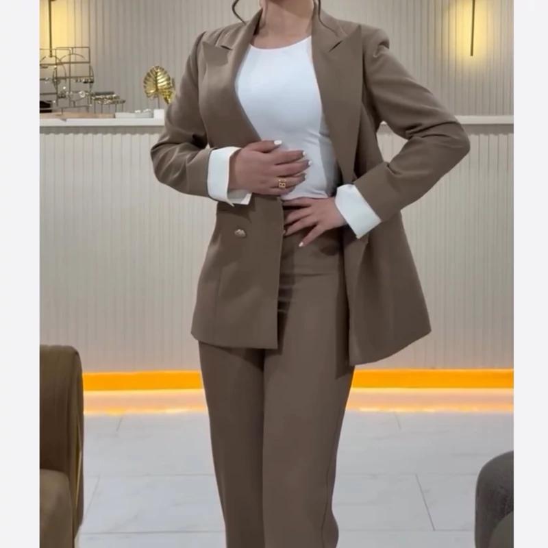 کت و شلوار زنانه ست قابل تنظیم با رنگبندی متنوع و طراحی منحصر به فرد عیدانه سایز 34 تا 66 مازراتی مدل کاترین - تصویر 4