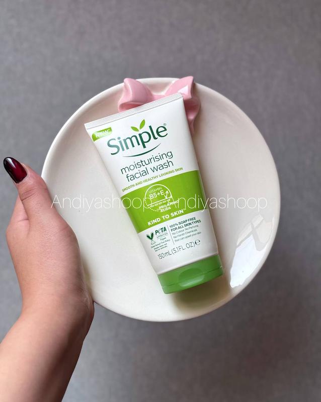 ژل شستشو سیمپل moisturising