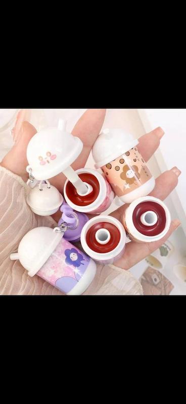 رژلب طرح تراول ماگ 