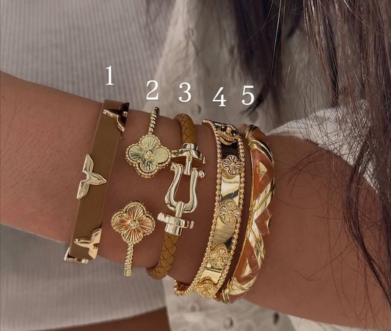 ست دستبند شتری 