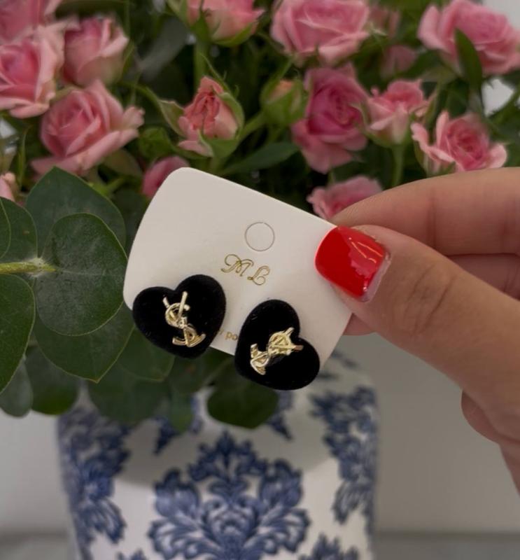 گوشواره ysl قلبی