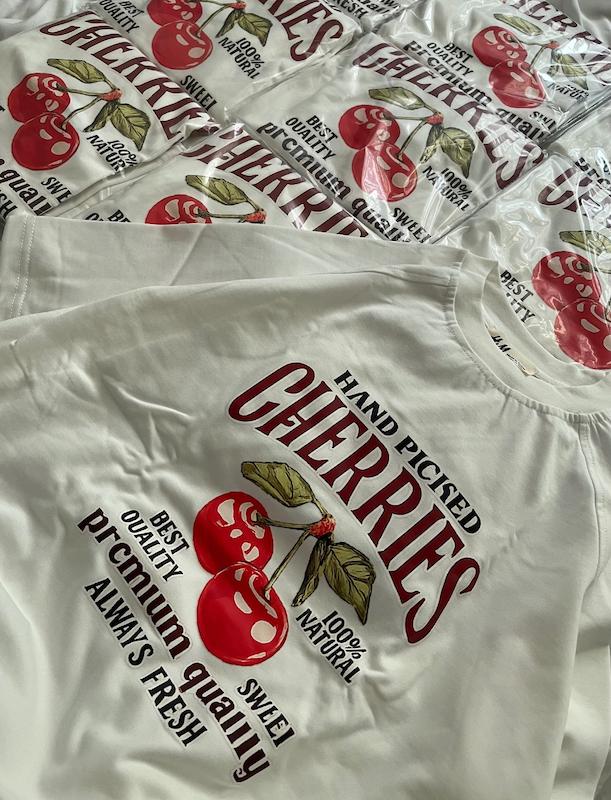 تیشرت طرح Cherry