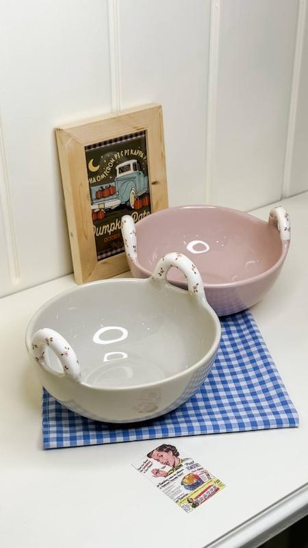 کاسه دسته گلدار