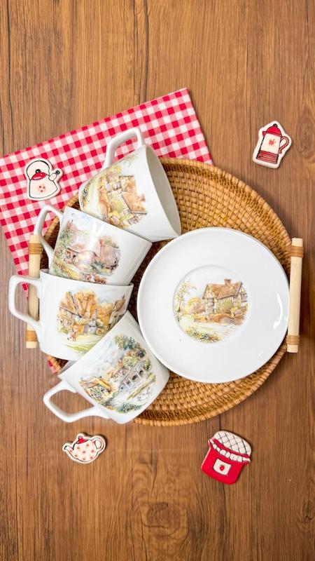 فنجان و نعلبکی دهکده