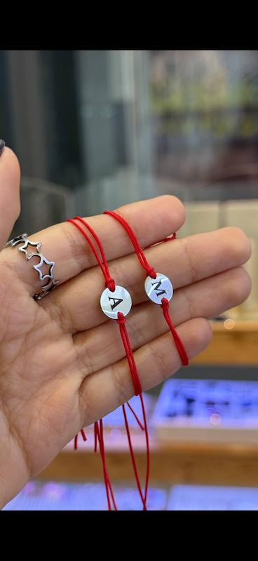 دستبند حروف رد استرینگ 