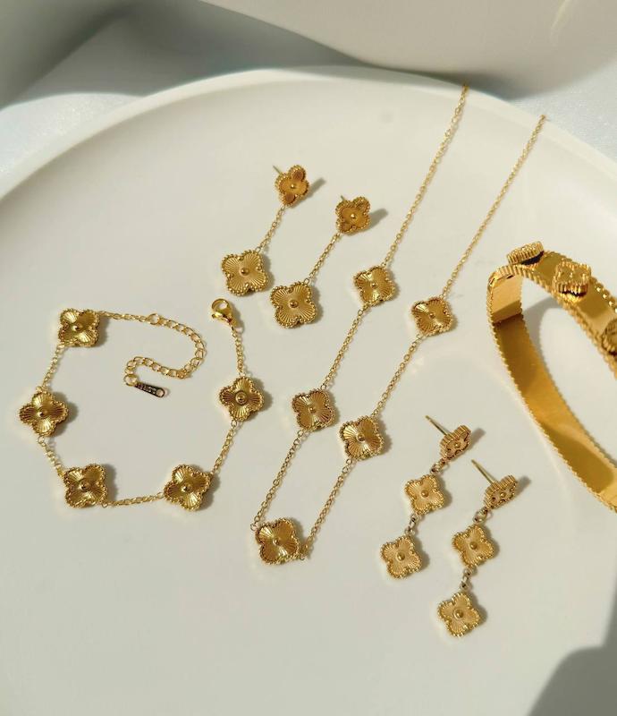 کالکشن ونکلیف طلایی