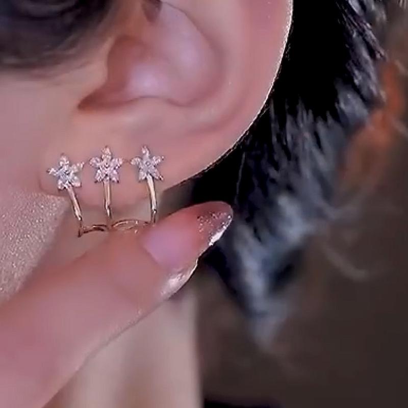 گوشواره گل جواهری