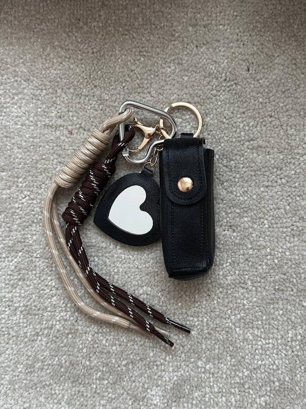 چارم بگ رژ لب