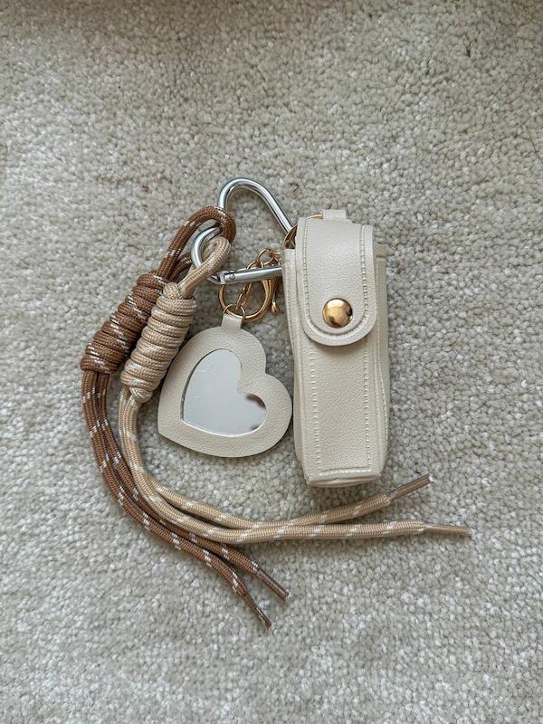 چارم بگ رژ لب