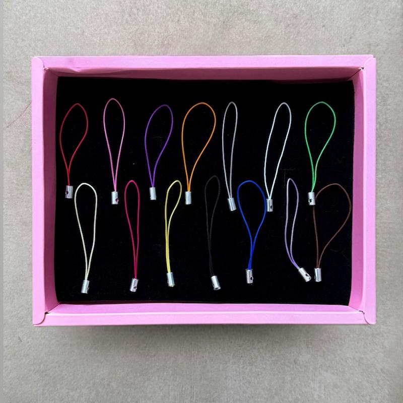 نخ چارم گوشی 