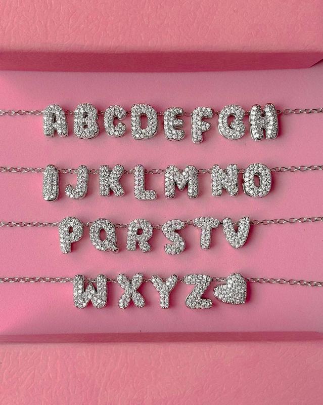 گردنبند حروف نقلی