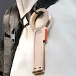 هولدر گوشی یونیک | Uniq - مدل Arcus Aluminium Magnetic Carabiner Tripod 