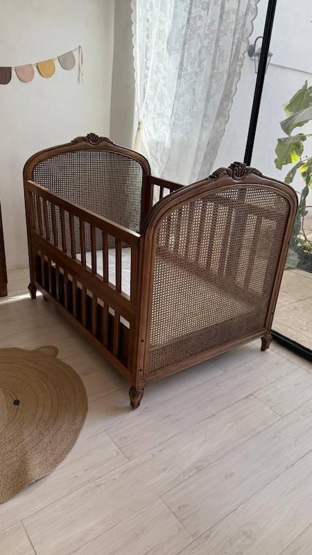 تخت نوتریکا