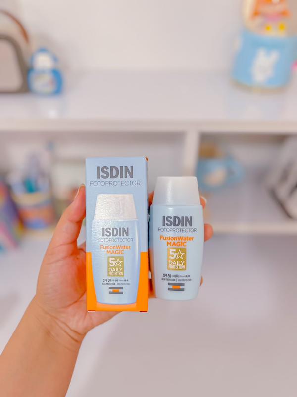 ضدآفتاب فیوژن واتر مجیک بی رنگ ایزدین