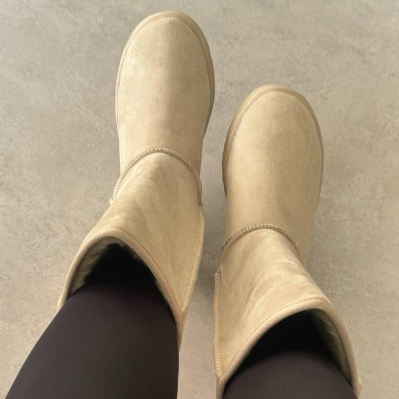 آگugg کرم