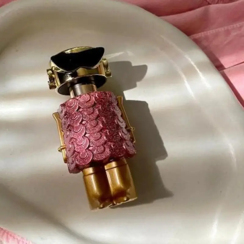 عطر ادوپرفیوم زنانه برند کالکشن