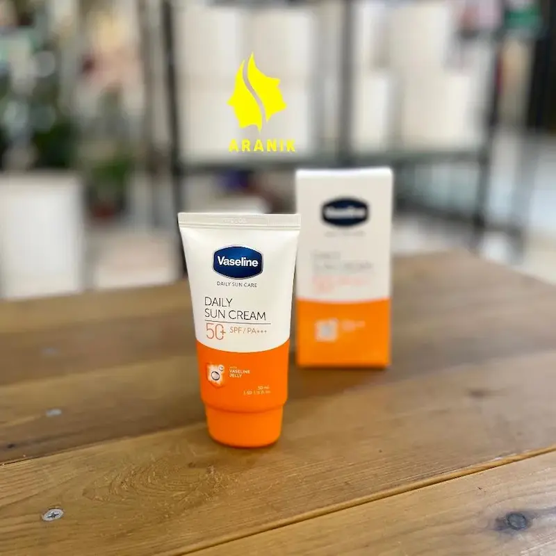 کرم ضد آفتاب بی رنگ وازلین 