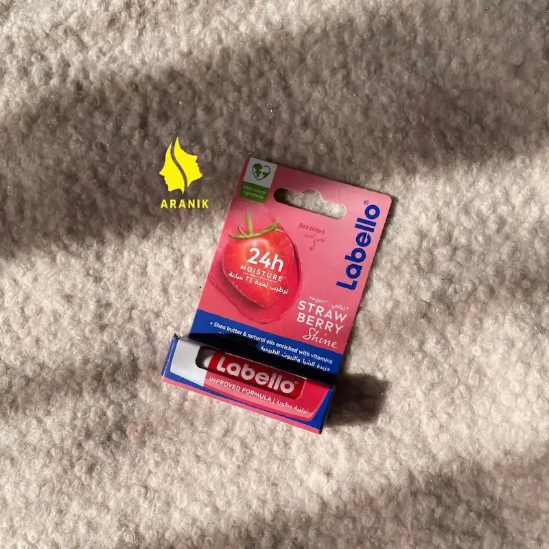 بالم مرطوب کننده لب لابلو طعم توت فرنگی Labello Strawberry Shine  Labello 24h Melt-In Moisture Strawberry Shine Lip Balm