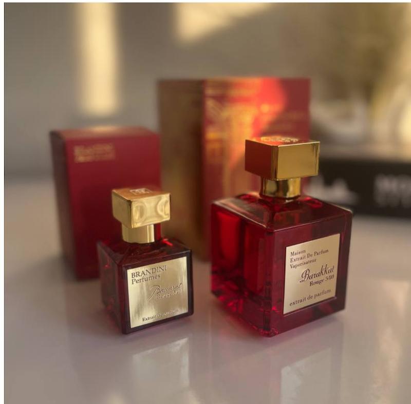 باکارات رژ 540 قرمز