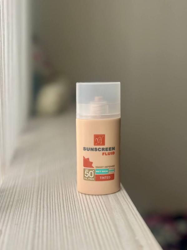 فلوئید ضد آفتاب رنگی مای SPF 50 مدل Smart Defense حاوی محافظ UVA و UVB ‌مناسب انواع پوست حجم 50 میلی‌ لیتر