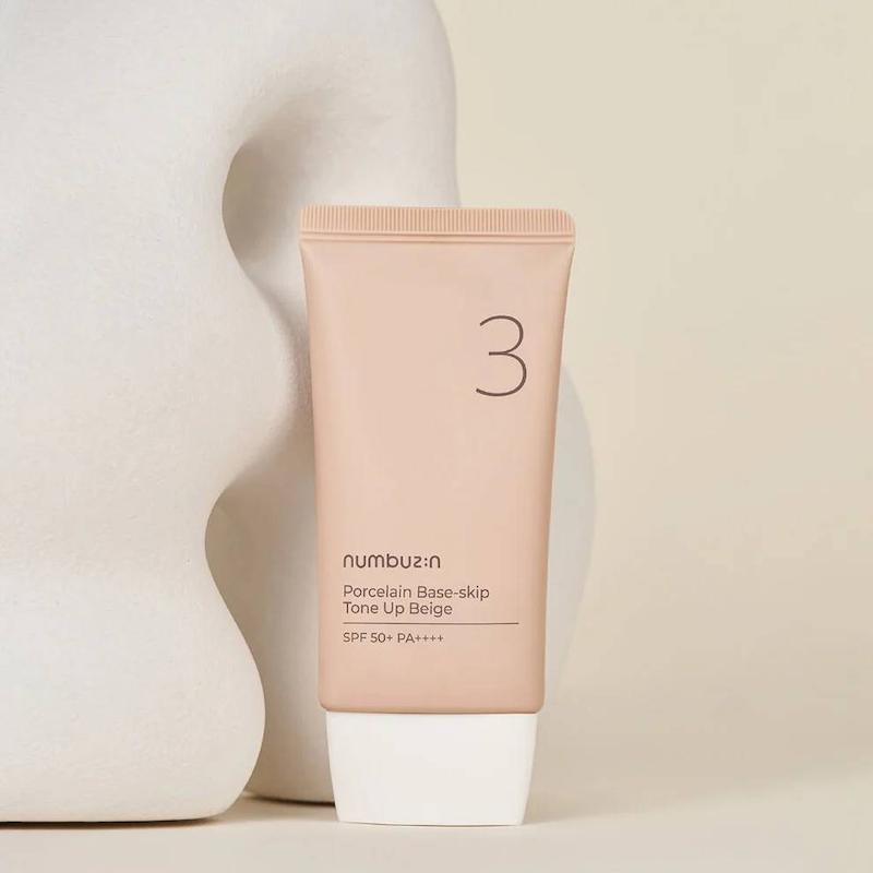 کرم ضد آفتاب رنگی نامبوزین شماره 3 تون آپ Numbuzin Numbuzin No.3 Porcelain Base-skip Tone Up Beige